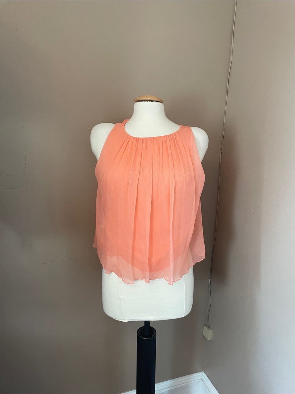 Alice +Olivia silk shell with lining